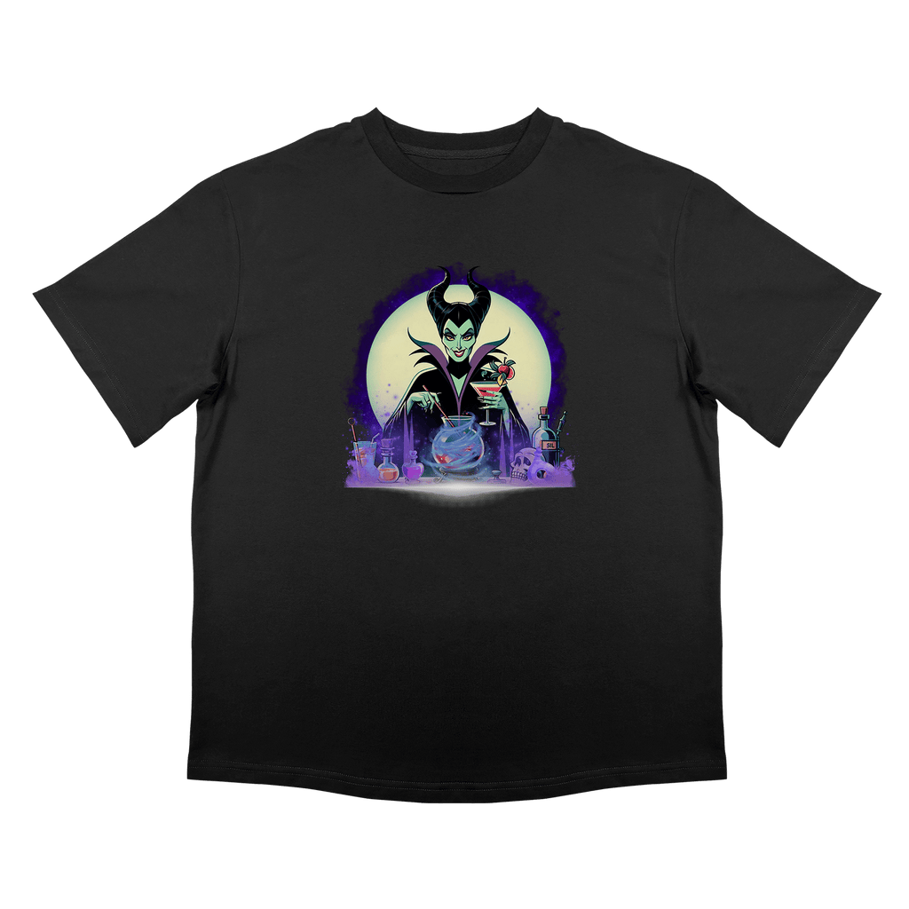 Тениска Lovate в черен цвят, оригинална щампа на вещица. Овърсайз модел, подходящ за жени мъже.